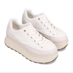 UGG マリンレース スニーカーのサムネイル