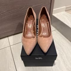【美品】COACH ピンクスエード ハイヒール　小花柄のサムネイル