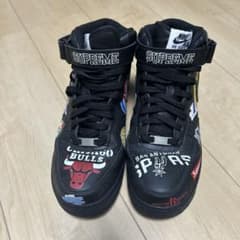 Nike Air Force 1 SUPREME ブラックのサムネイル