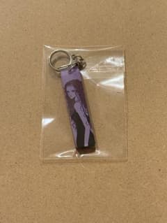 矢沢あい展 NANA レイラ アクリルキーホルダー - メルカリ