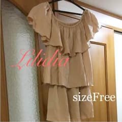 値下げLilidia フリルチュニック size Freeのサムネイル