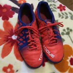 asicsフットサルシューズのサムネイル