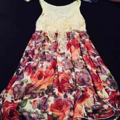 送込♡花柄ワンピ♡タグ無し新品のサムネイル