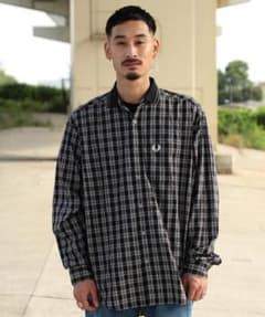 FREDPERRY フレッドペリー　beams Tシャツのサムネイル