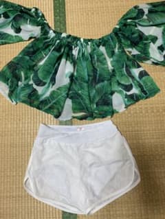 オフショル 水着のサムネイル