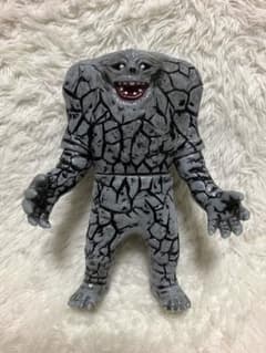 maxtoy ジャミラ ウルトラマン ソフビ - メルカリ