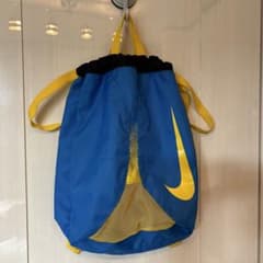 美品　NIKE ナイキ　プールバックのサムネイル