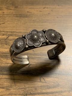 バングル アーティスト作品 レア エディソンサンディスミス バングル アーティスト作品 レア エディソンサンディスミス - メルカリ