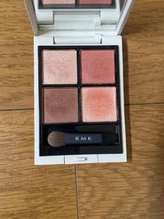 RMK シンクロマティック アイシャドウパレット 05 ディライトフルのサムネイル
