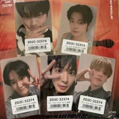 TXT together ユニバ 5形態 3、4回 ラキドロ トレカ コンプ - メルカリ