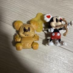 POP MART ミッキーマウス フィギュア　三個セットのサムネイル