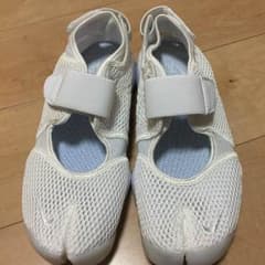 ナイキ エアリフト ブリーズ 箱なしのサムネイル