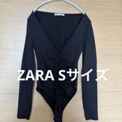 ZARAのフロントギャザーデザインが特徴的なブラックの長袖ボディスーツのサムネイル