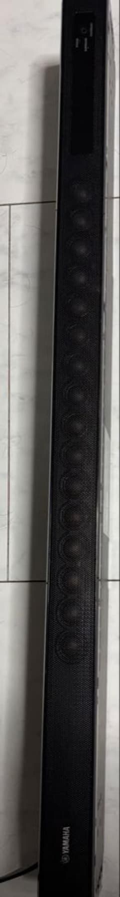 (N447) YAMAHA YSP-2200 ブラック サウンドバー