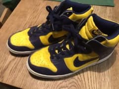 NIKE DUNK HIGH LE ミシガンカラーのサムネイル