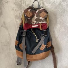 コロンビア　リュック⭐︎のサムネイル