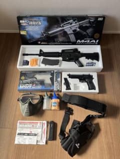 【ooo様専用】東京マルイ 電動ガン エアガン M4A1 ボーイズ　まとめ売りのサムネイル