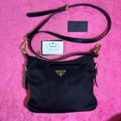 PRADA ナイロンショルダーバッグのサムネイル