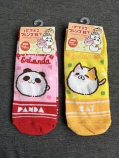 パンダと猫デザインのキッズ靴下 19-24cm