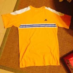 adidas Tシャツ 古着のサムネイル