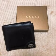 GUCCI　二つ折り財布のサムネイル
