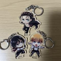 進撃の巨人 ヴィレヴァン アクリルキーホルダー エレン アルミン ミカサのサムネイル