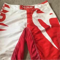 レスミルズ VENUM パンツのサムネイル
