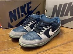 【日曜日まで値下げ】 NIKE dunk sb low futuraのサムネイル