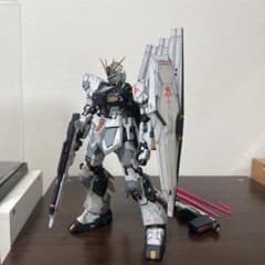 ガンプラ完成品】MG νガンダム ver.ka 全塗装 - メルカリ