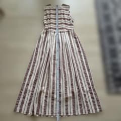 ノースリーブ ロングワンピース ストライプ柄 ブラウン系のサムネイル