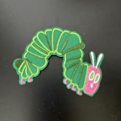毛虫デザイン 刺繍ワッペン アイロン接着可能のサムネイル