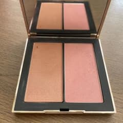 NARS アンインヒビテッド ブラッシュデュオのサムネイル