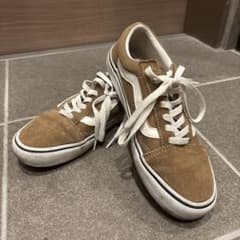 ブラウン スエード ローカット スニーカー VANS オールドスクールのサムネイル