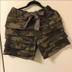 メロディいりたま様専用カモフラージュ ティアードひざ丈パンツのサムネイル