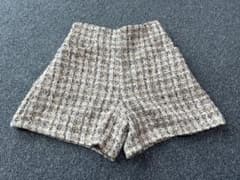 ホワイト　ショートパンツ　earth music&ecology Mサイズ