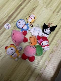 小さいぬいぐるみ10個まとめ売　ドラえもん　カービィ　マイメロ　クロミ　シナモンのサムネイル