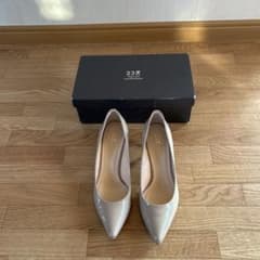 23K ベージュ ハイヒール パンプス 箱付きのサムネイル