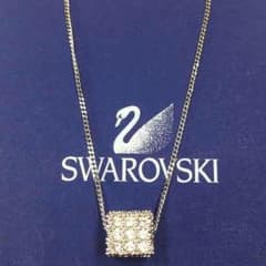 Kita様専用  SWAROVSKI キューブ ネックレス シルバーのサムネイル