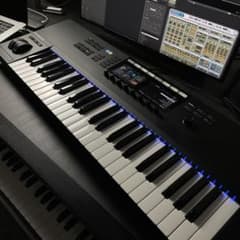 komplete kontrol s49 mk2のサムネイル