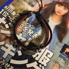 ワンピースネックレスのサムネイル