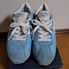 レア物❗ナイキ　レディース人気カラーのサムネイル