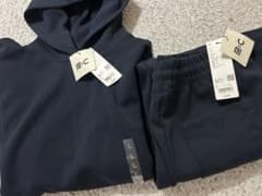 UNIQLO スウェットオーバーサイズプルパーカーのサムネイル