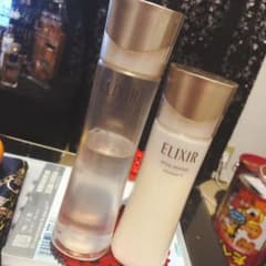 エリクシール 化粧水 乳液のサムネイル
