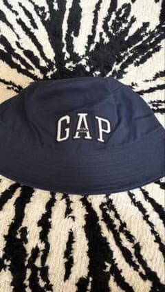 GAP 新品未使用　ネイビー バケットハット M/Lのサムネイル