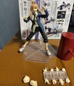 figma 체인소맨 파워 가동 피규어