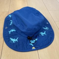 コストコ　サメ柄 キッズ 水陸両用　ハット