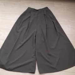 ワイドパンツ　カーキのサムネイル