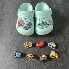 크록스 스타일 13cm 샌들 차량 시비츠 포함