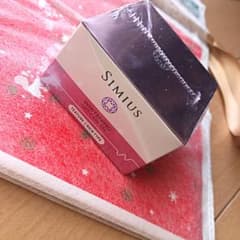 シミウス　薬用ホワイトニングケアジェル　テクスチャーリッチ❤のサムネイル
