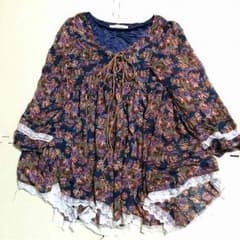 花柄チュニックのサムネイル
